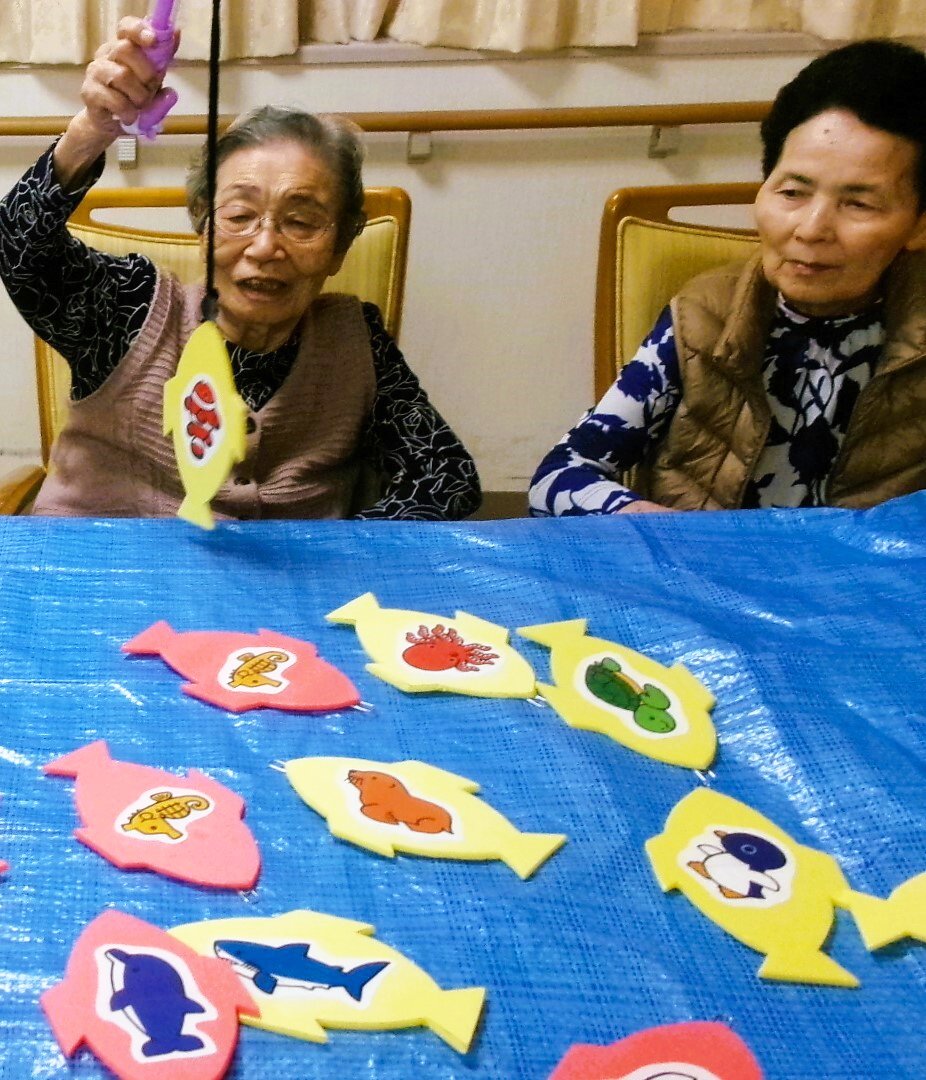 魚釣り-1　ニチイホーム上星川