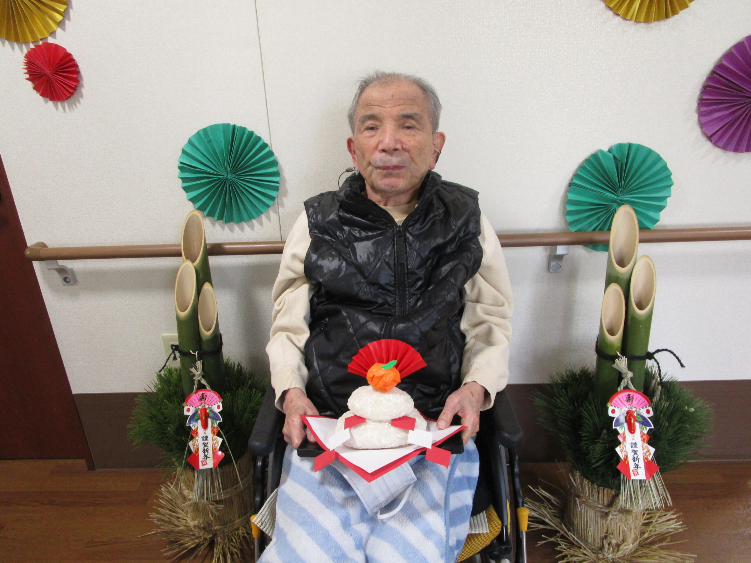 鏡餅と写真撮影-1　ニチイホーム成城